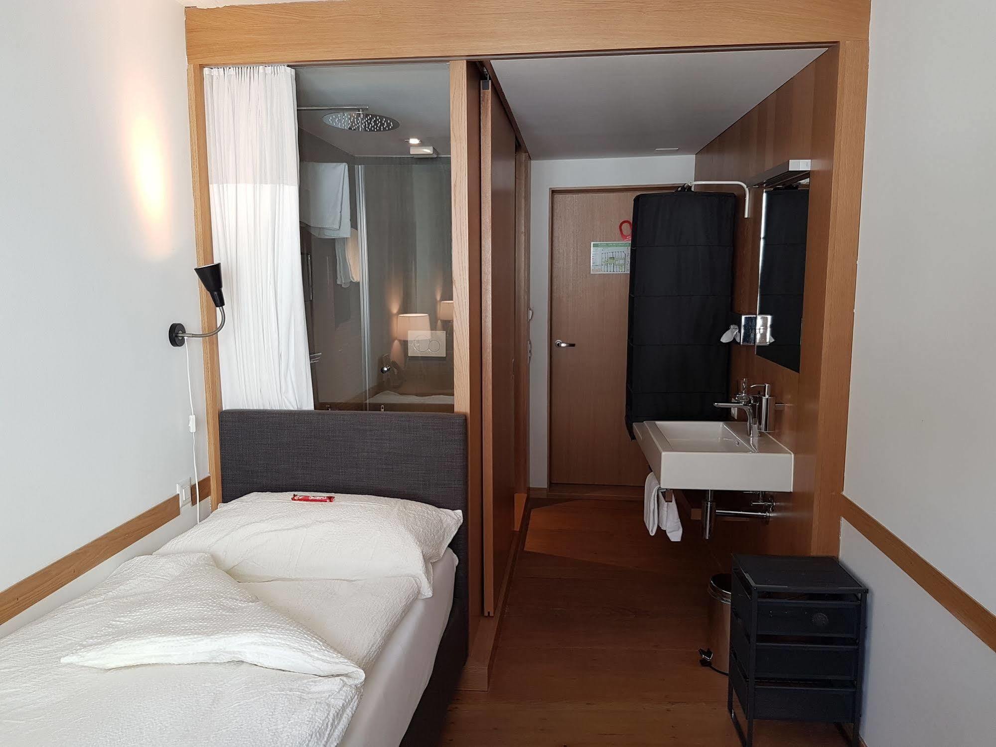 East West Hotel Bázel Kültér fotó